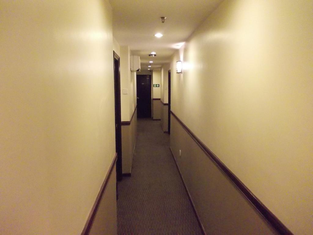 Hotel Sri Sutra - Bandar Sunway 3 Petaling Jaya Exterior foto