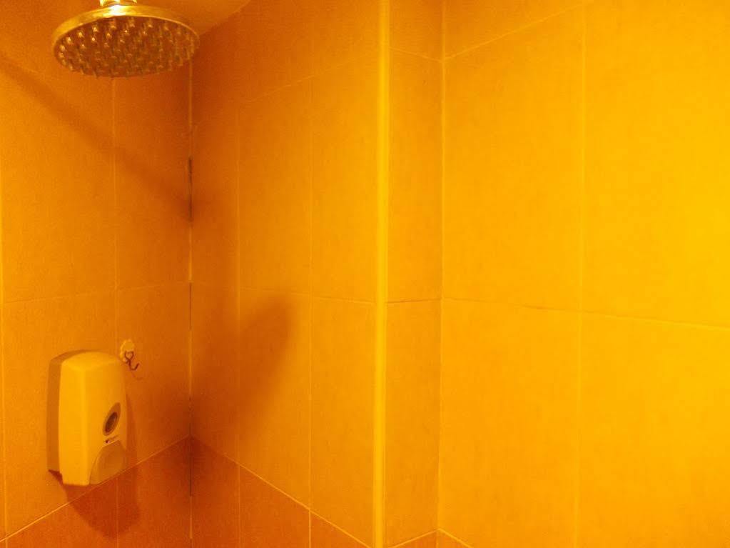 Hotel Sri Sutra - Bandar Sunway 3 Petaling Jaya Exterior foto